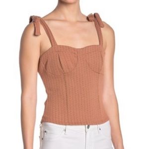 Super cute top for summer!!